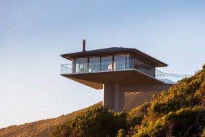 stunning-elevated-beach-pole-home-in-australia